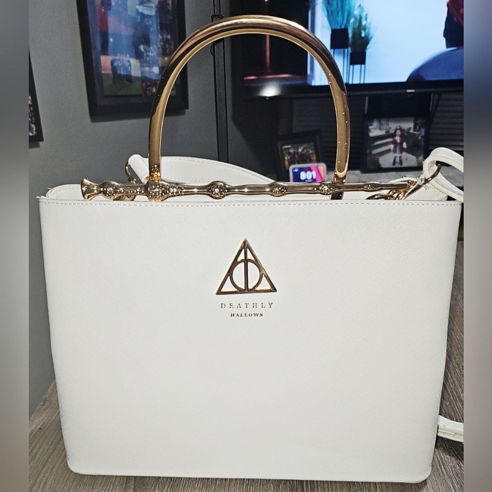 Loungefly Harry Potter Elder Wand Deathly Hallows Purse White/Gold